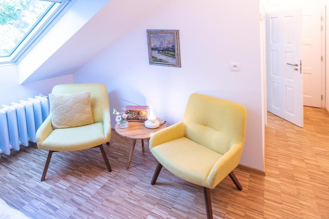 Vila Na Landeku Острава Екстериор снимка